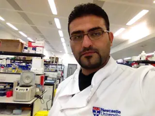 علي حيدر محمد علي عمران الحمر